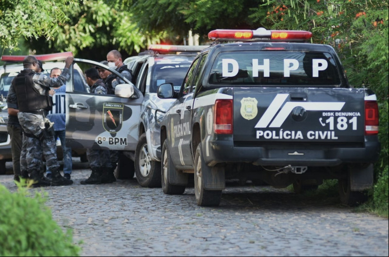 Quatro pessoas são presas por envolvimento em homicídios na cidade de Teresina