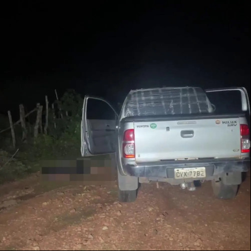 Homem é encontrado morto com marcas de tiros em Pedro II