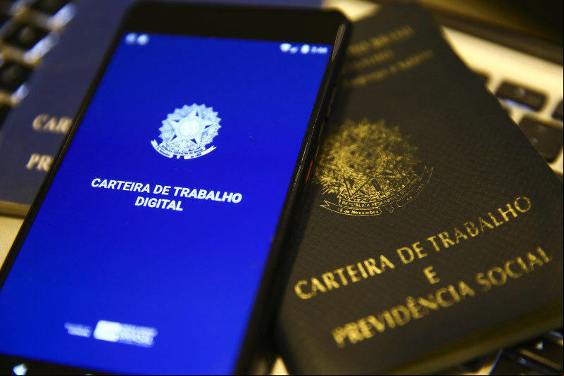 O seguro-desemprego é um benefício destinado aos trabalhadores formais - (Marcelo Camargo/Agência Brasil)