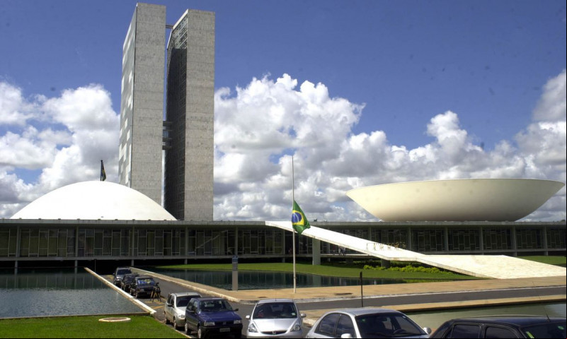 Fraude no INSS: dois parlamentares piauienses am requerimento para I