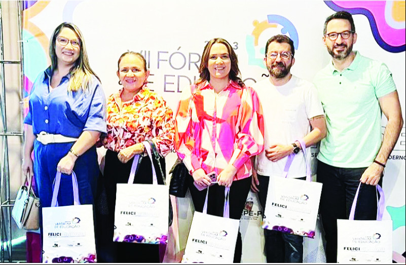 Equipe, participaram do VII Fórum de Educação