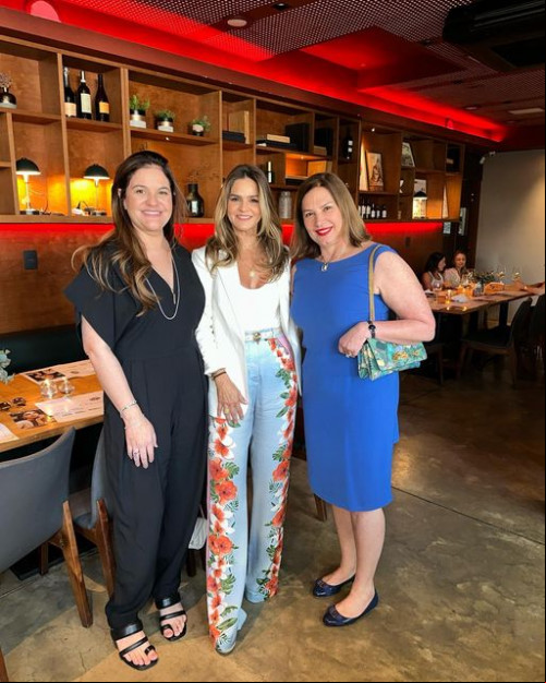#Amigas - Um click das queridas Marcella Alencar, Danielle Carvalho e Cristina Miranda em evento badalado. Chics!!! - (Divulgação)