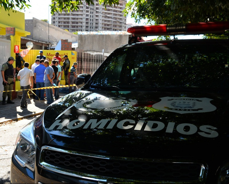 Homem é assassinado a tiros durante madrugada na Vila Dilma Rousseff
