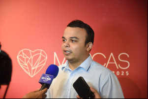 Empresários e autoridades prestigiaram o lançamento 1