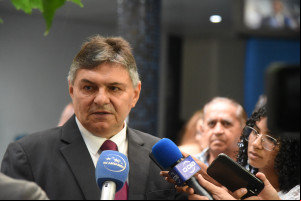 “Quem insistir em fazer o que não deve será punido”, diz Kennedy Barros
